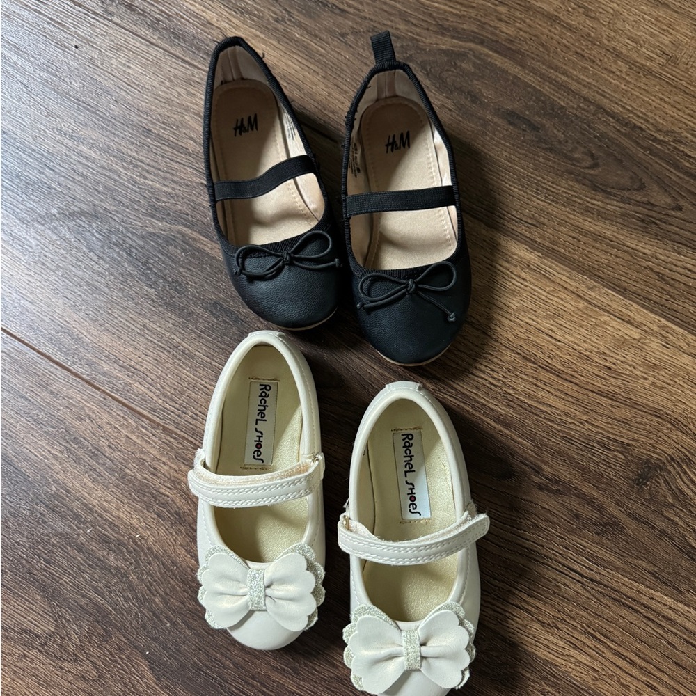 Rachel Kids Dress Shoes - Cream size 7
H&M size 7.5